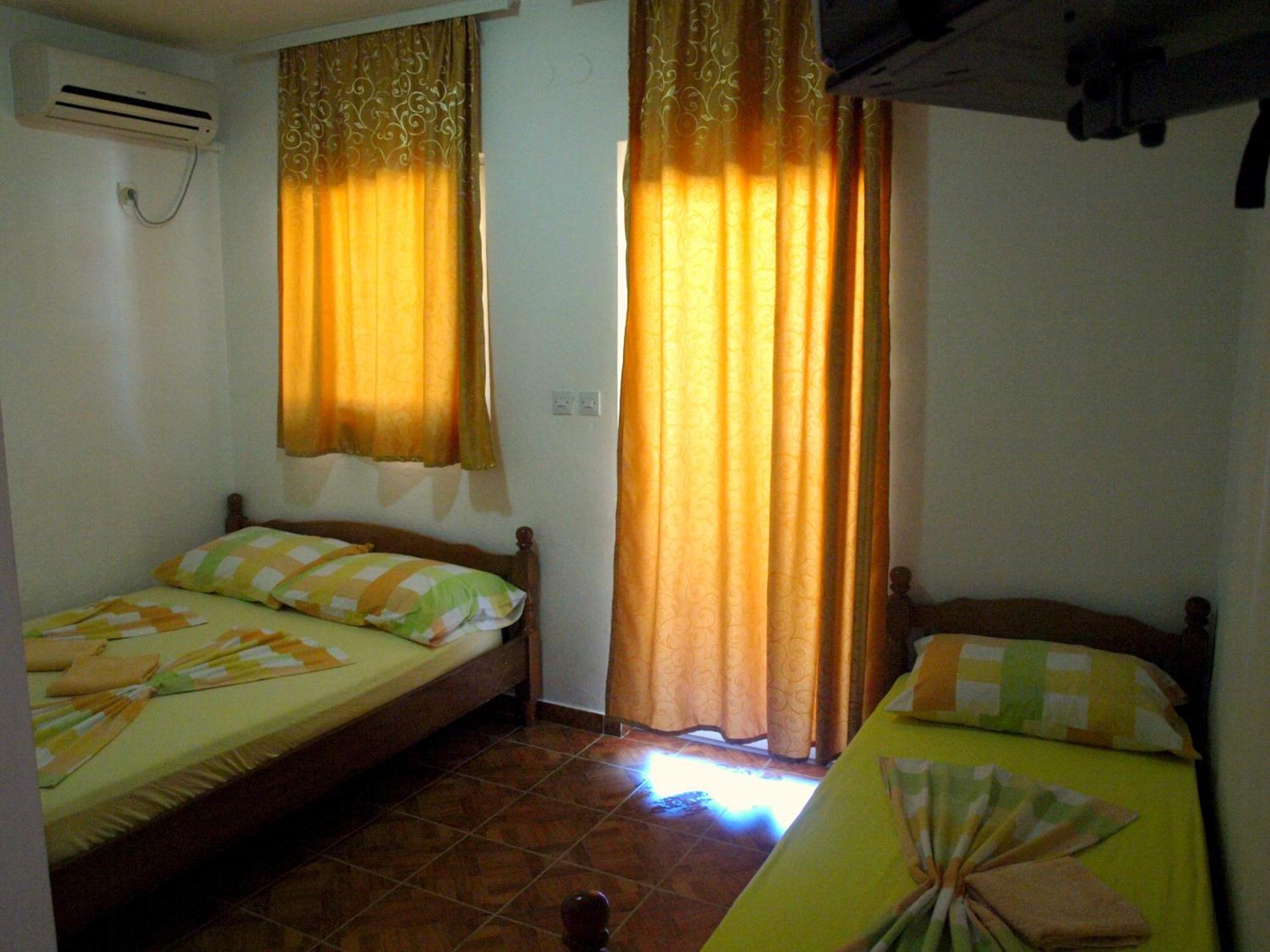 Friendly House Ulcinj Quarto foto