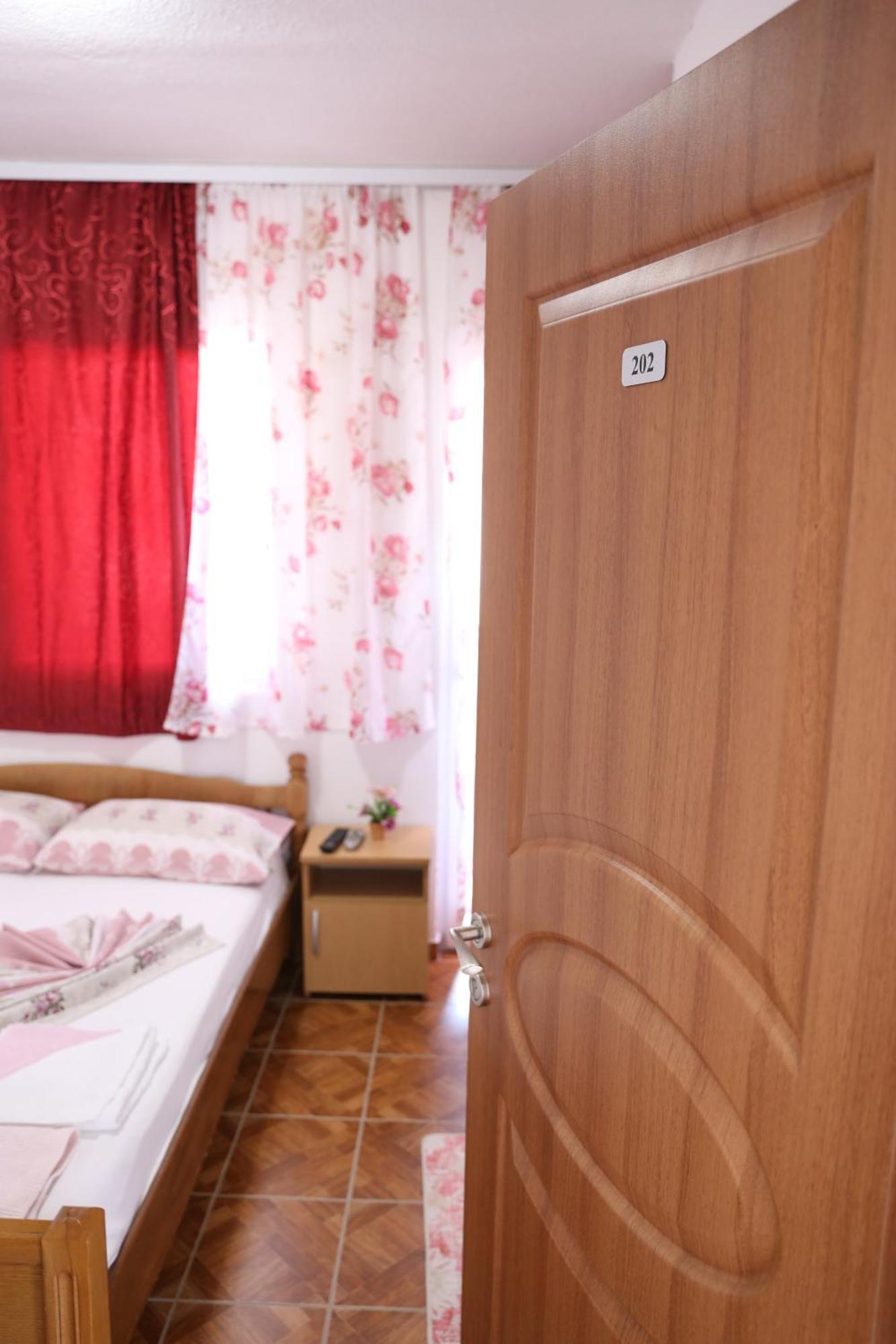 Friendly House Ulcinj Quarto foto